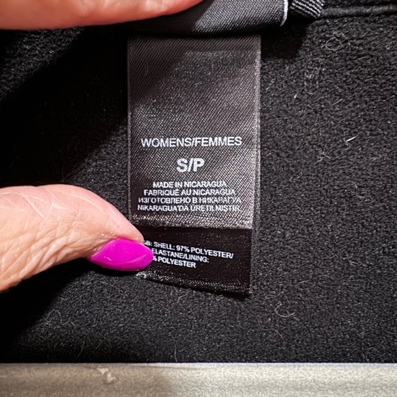 The North Face - Size Small - Black Fitted Jacket - EUC - Picture 6 of 6